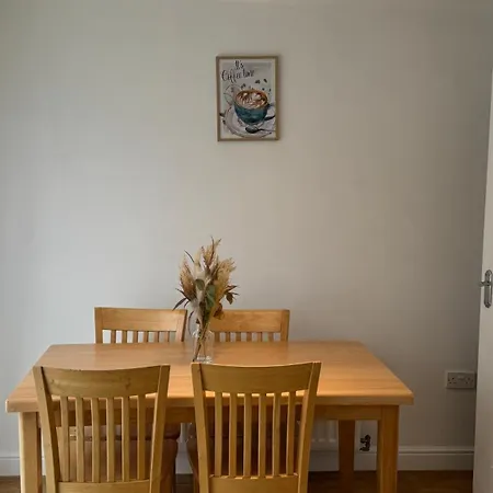 Cozy Luxe Shared House * Filton