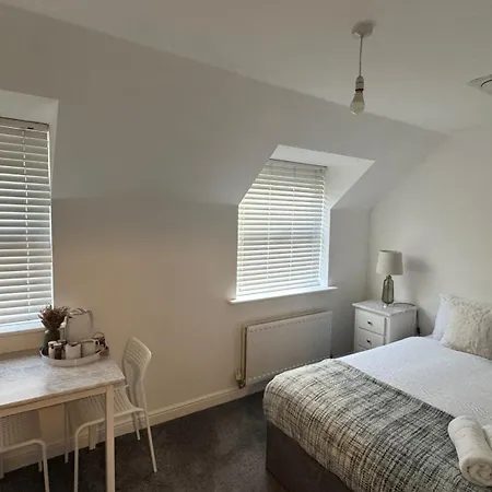 Cozy Luxe Shared House