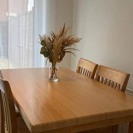 Guest house Cozy Luxe Shared House